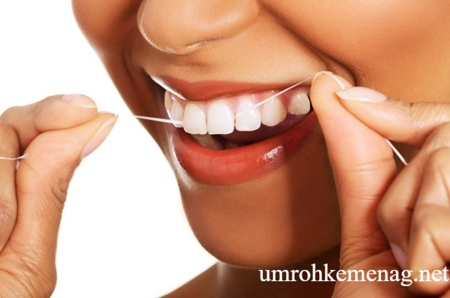 5 Cara Menggunakan Benang Gigi yang Benar untuk Gigi Sehat